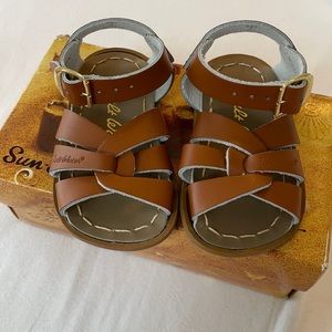 New Salt Water Sandals